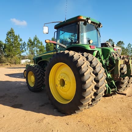Image of John Deere 8420 equipment image 4