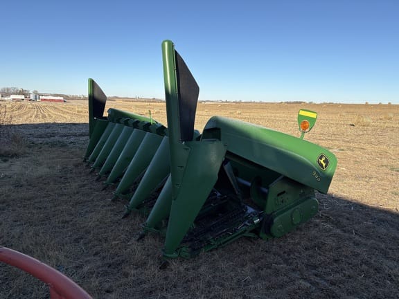 2005 John Deere 893 Equipment Image0