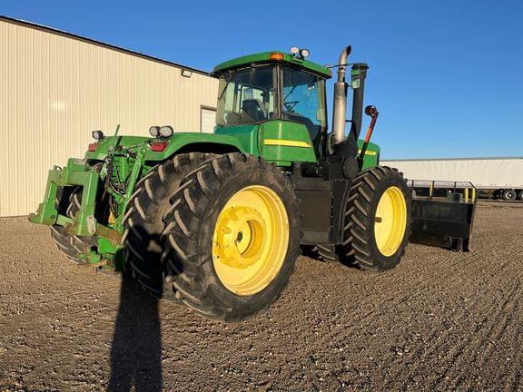 Image of John Deere 9220 equipment image 4