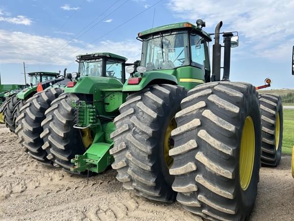 Image of John Deere 9520 equipment image 3