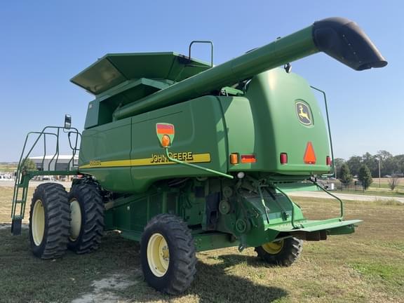 Image of John Deere 9560 STS equipment image 2