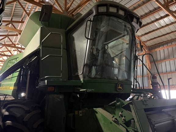 2005 John Deere 9660 STS Equipment Image0