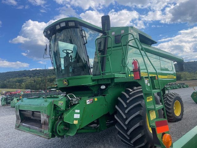 2005 John Deere 9660 STS Equipment Image0