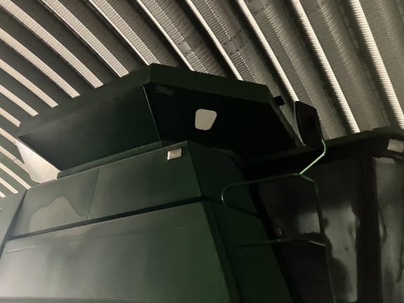 2005 John Deere 9660 STS Equipment Image0