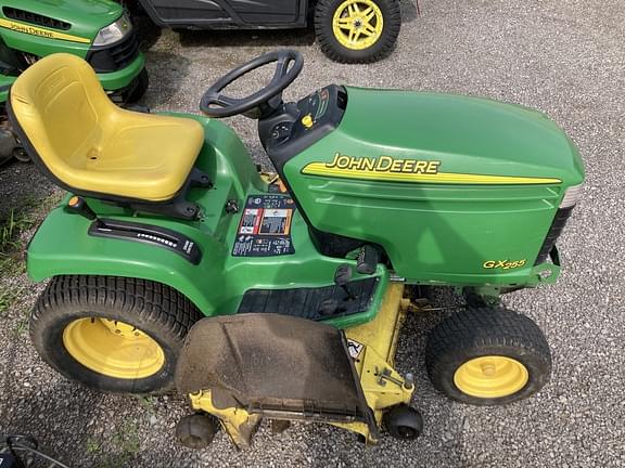Image of John Deere GX255 equipment image 3