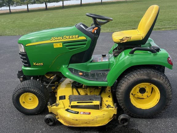 Image of John Deere X485 equipment image 1