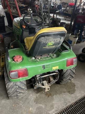 Image of John Deere X495 equipment image 3