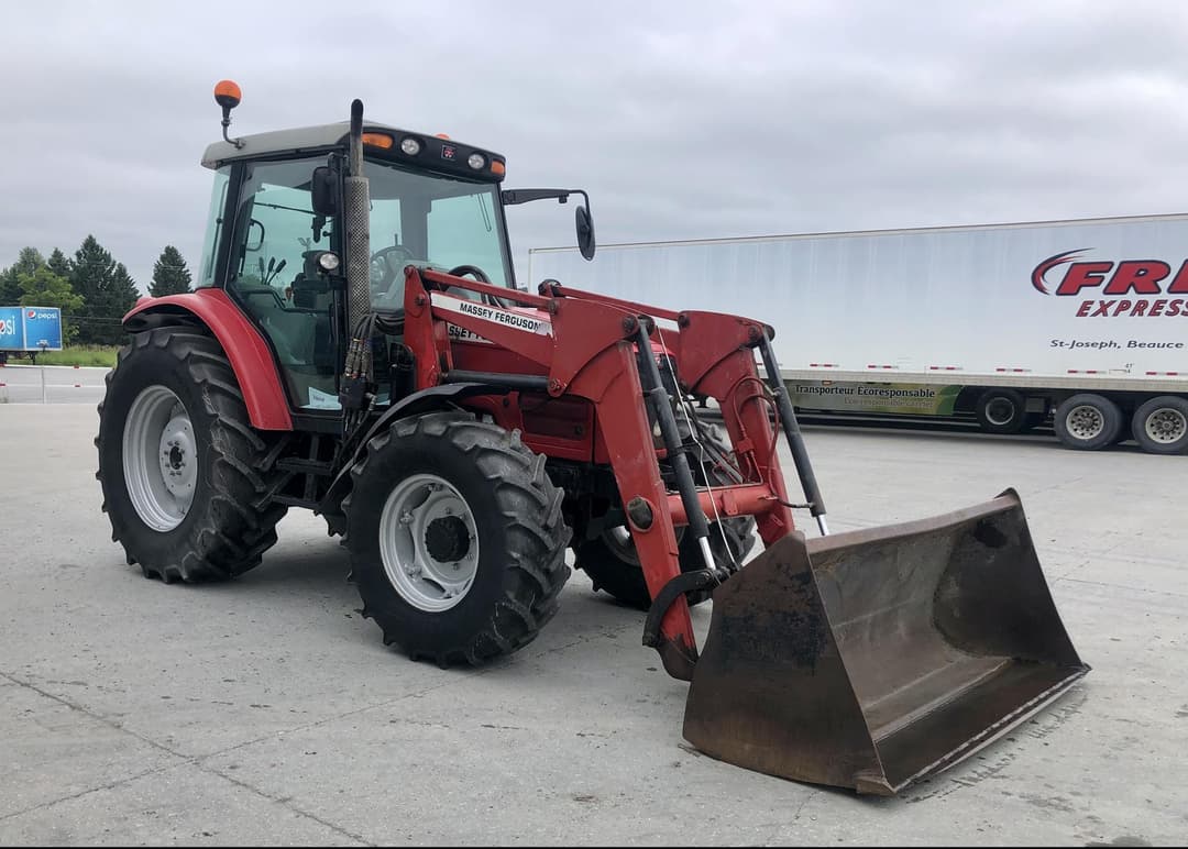 Image of Massey Ferguson 5455 Primary image