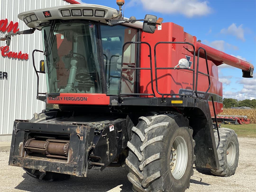 Image of Massey Ferguson 9690 Image 1