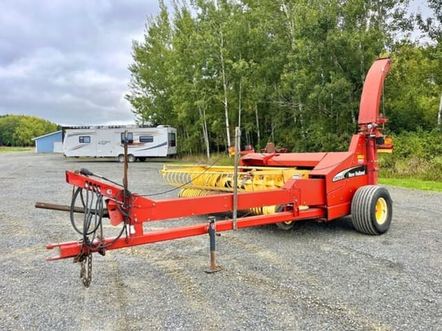 Image of New Holland FP230 equipment image 1