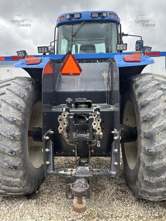 Image of New Holland TJ325 equipment image 3