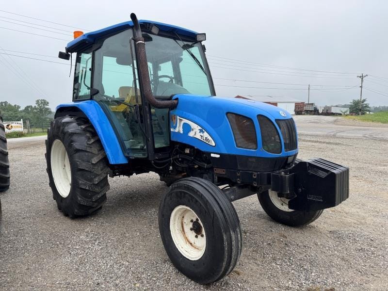 2005 New Holland TL80A Equipment Image0