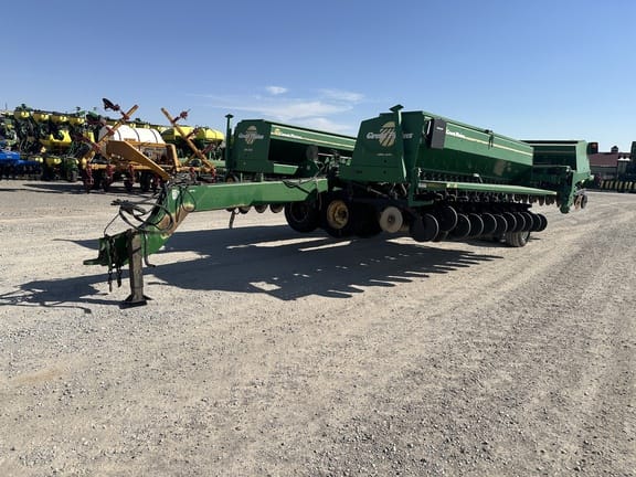 2006 Great Plains 3S-4000 Equipment Image0