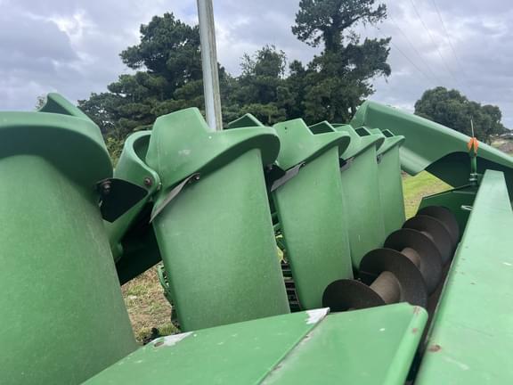 Image of John Deere 1293 equipment image 2