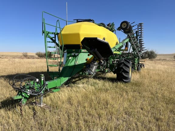 Image of John Deere 1835 Primary image