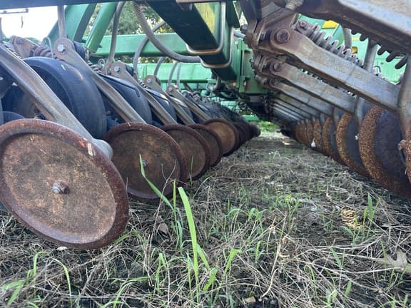 Image of John Deere 1990 equipment image 4