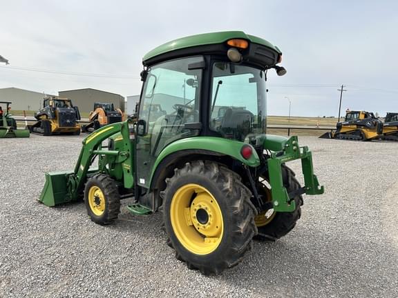 Image of John Deere 3320 equipment image 2