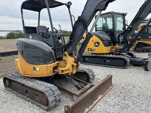 Image of John Deere 35D equipment image 3