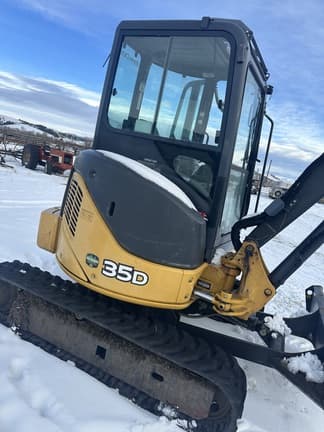 Image of John Deere 35D equipment image 1