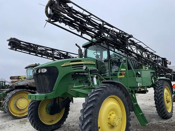 Image of John Deere 4720 Primary image