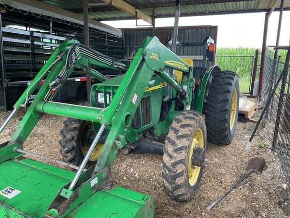 2006 John Deere 5205 Equipment Image0