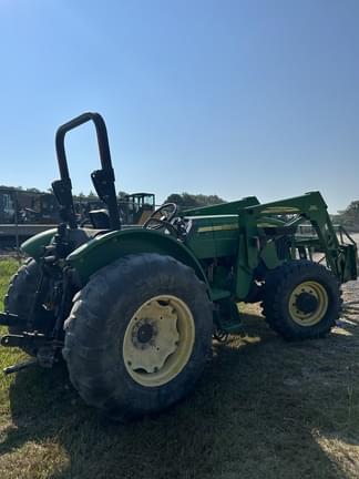 Image of John Deere 5325 equipment image 1