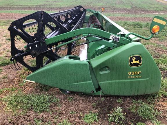Main image John Deere 630F