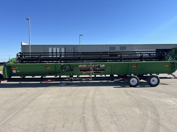 Image of John Deere 635F equipment image 3