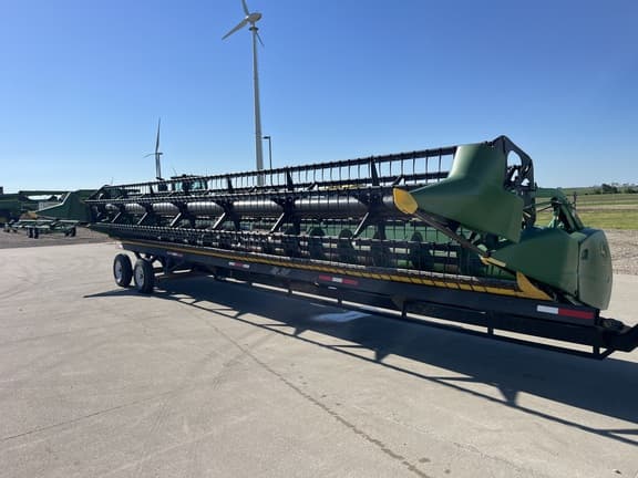 Image of John Deere 635F Primary image