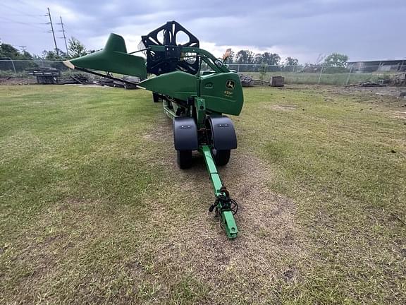 Image of John Deere 635F equipment image 3