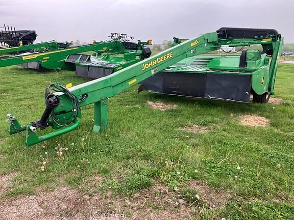 Image of John Deere 735 equipment image 1