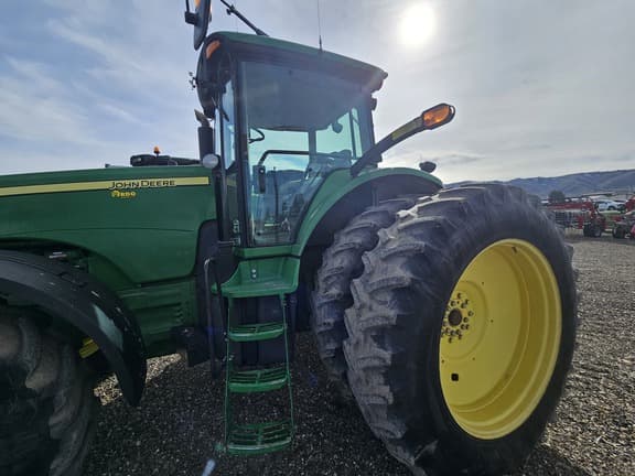 Image of John Deere 8130 equipment image 3