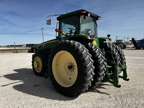 Image of John Deere 8230 equipment image 2