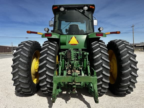 Image of John Deere 8230 equipment image 3