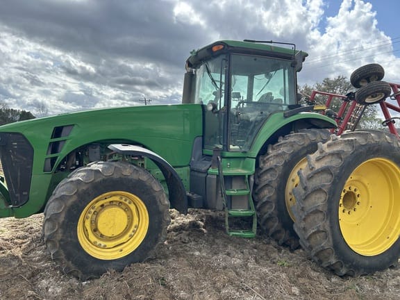 2006 John Deere 8330 Equipment Image0