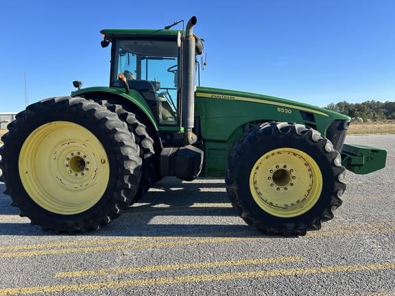 Image of John Deere 8530 equipment image 4