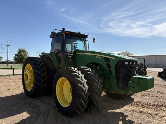 Image of John Deere 8530 equipment image 2