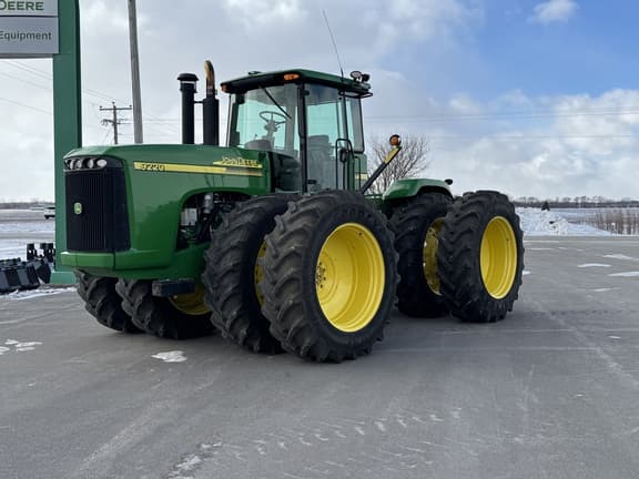 Image of John Deere 9220 equipment image 3