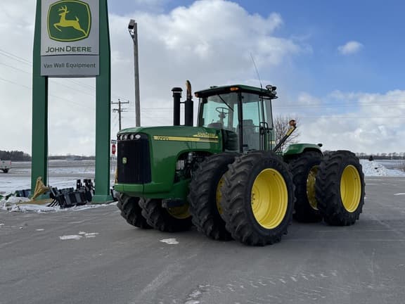 Image of John Deere 9220 Primary image