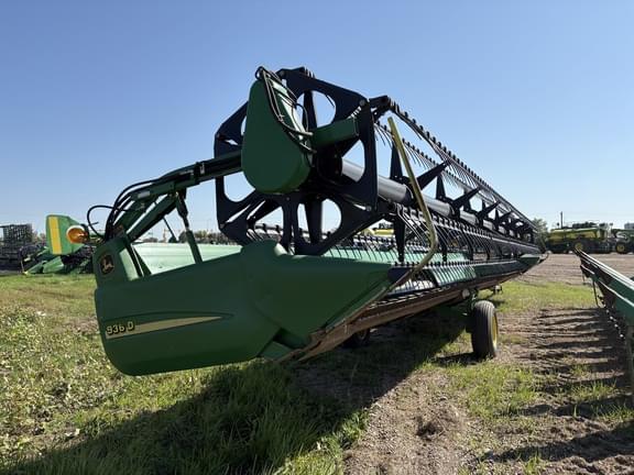 Image of John Deere 936D equipment image 2