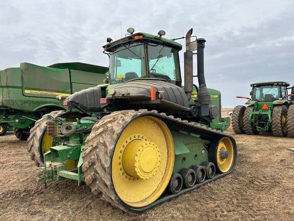 Image of John Deere 9520T equipment image 2