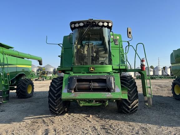 Image of John Deere 9560 STS equipment image 1