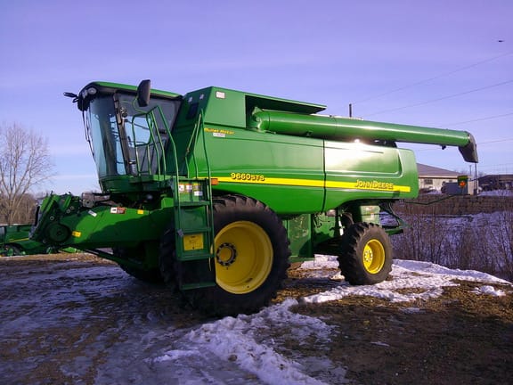 2006 John Deere 9660 STS Equipment Image0
