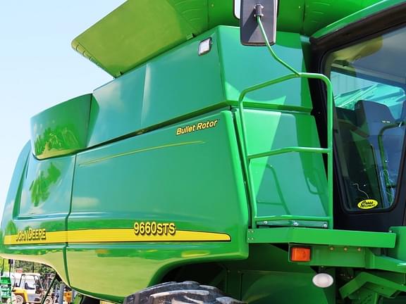 Image of John Deere 9660 STS equipment image 4