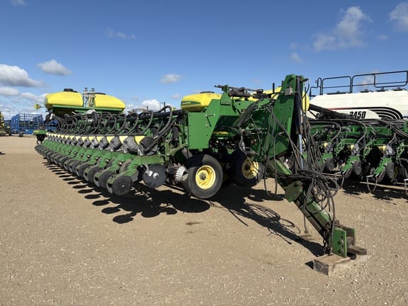 2006 John Deere DB90 Equipment Image0