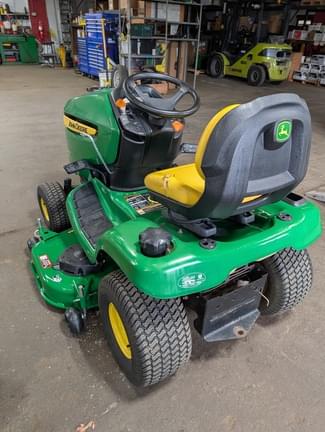 Image of John Deere X300 equipment image 1