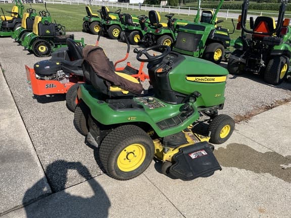 Image of John Deere X324 equipment image 1