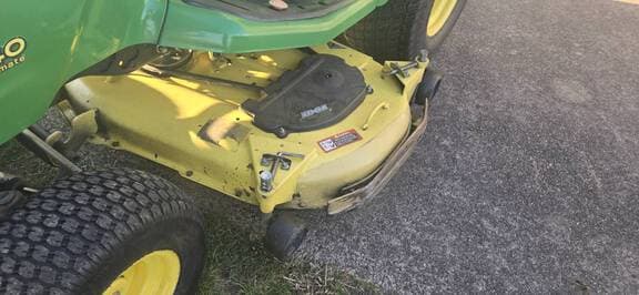 Image of John Deere X740 equipment image 3