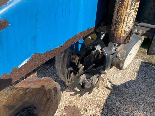 Image of Kinze 3000 equipment image 4