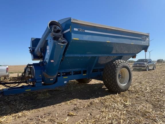 Image of Kinze 850 Primary image